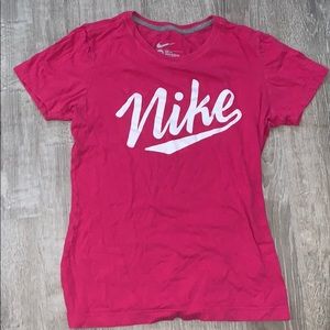 pink nike t shirt